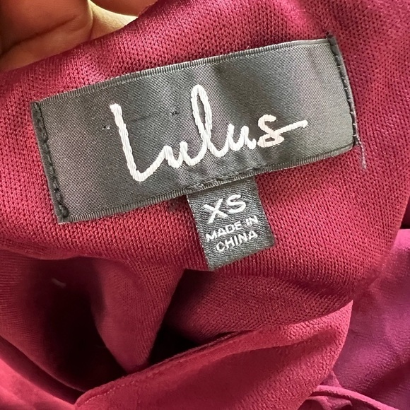 Lulu’s here to us burgundy dress maxi XS - Picture 9 of 12